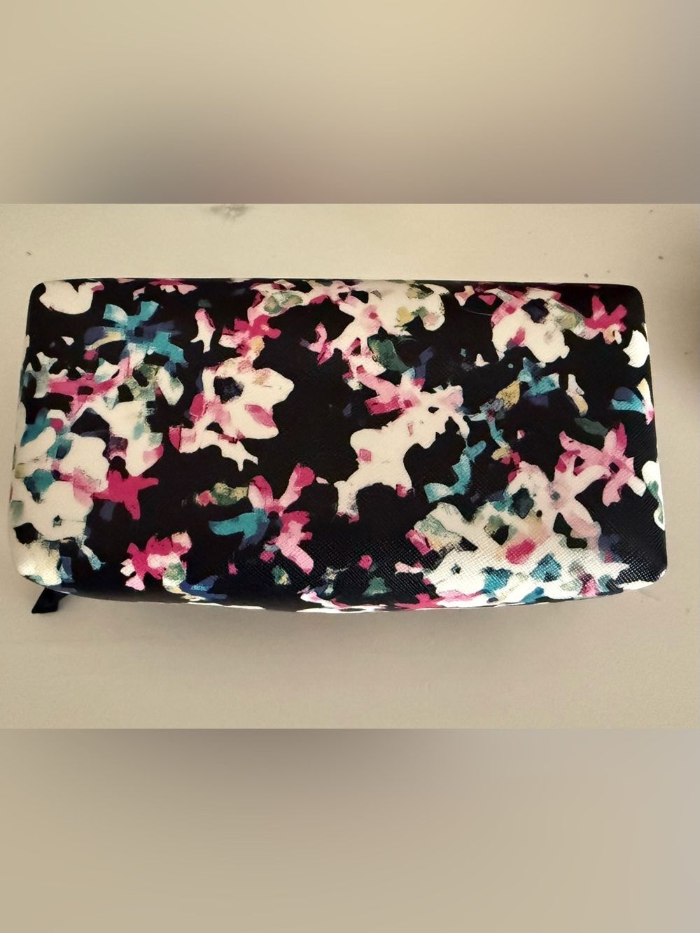 Kate Spade - Picture 5 of 6